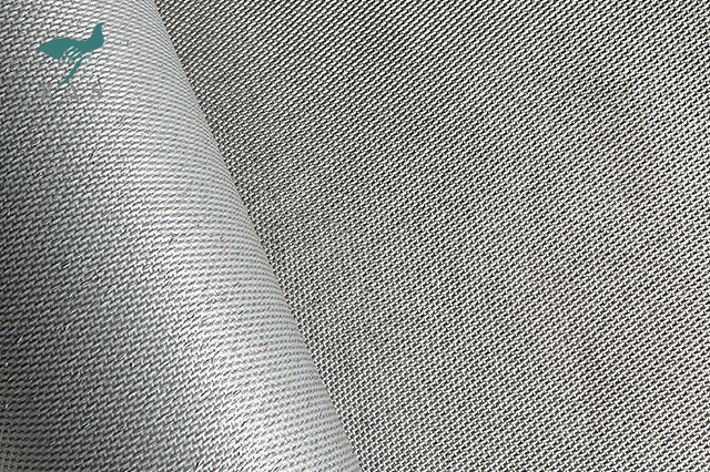 Silikonbeschichtetes Fiberglasgewebe mit SS-Drahtverstärkung